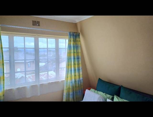 5 BEDROOM HOUSE FOR SALE IN EASTWOOD